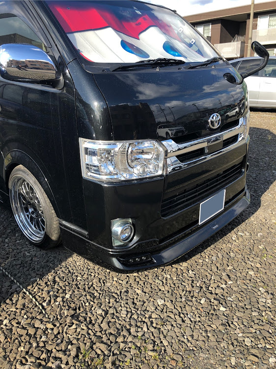 ハイエースバンの200系ハイエースに関するカスタム事例の投稿画像1枚目