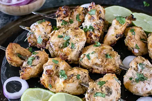 Chicken Garlic Tikka [8 Pieces]