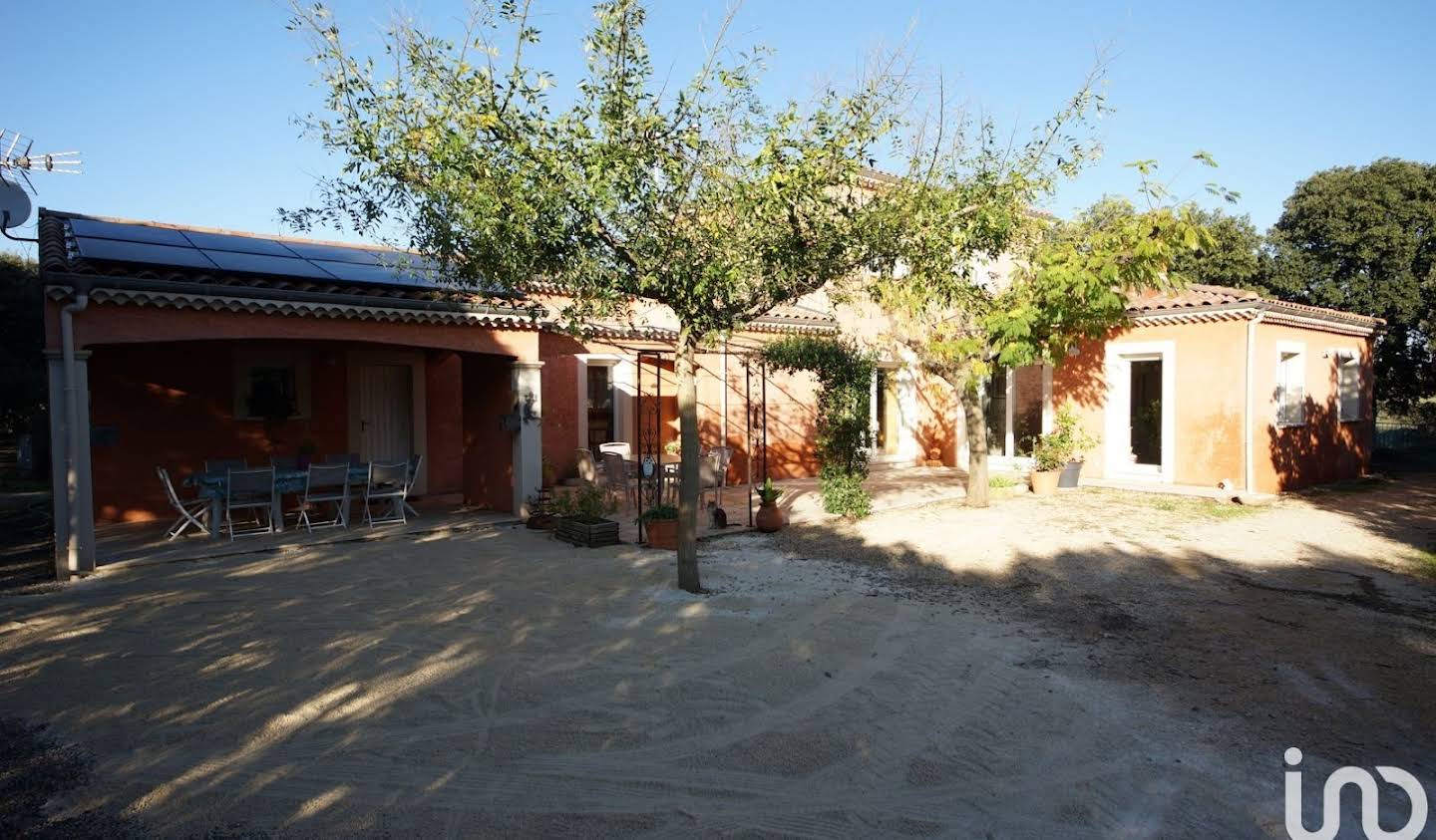 Maison avec terrasse Tulette