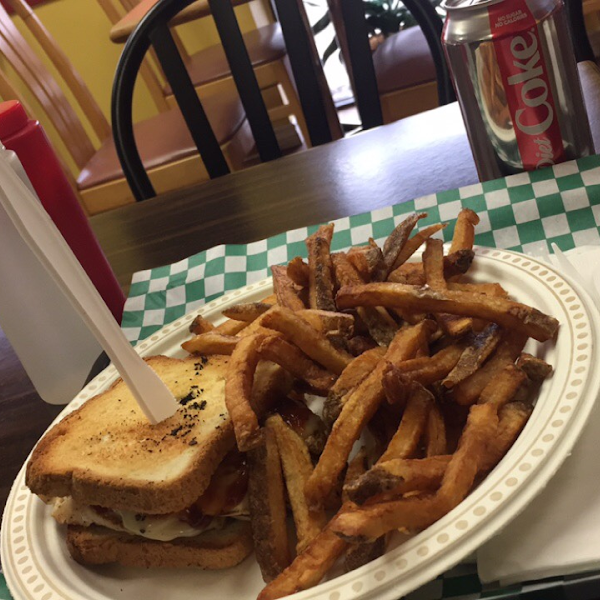 Mushroom Swiss chicken sandwich 😋