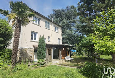 House with terrace 1