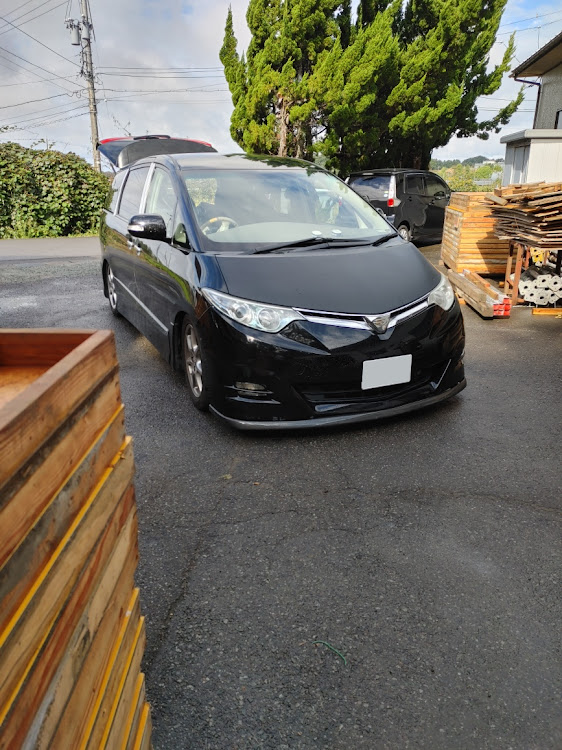 エスティマの福井県・深田えいみ・秋の交通安全週間・この前キップ切られましたに関するカスタム事例の投稿画像1枚目