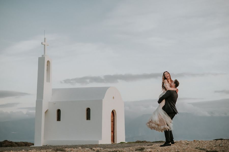 Wedding photographer Dimitris Manioros (manioros). Photo of 22 October 2019