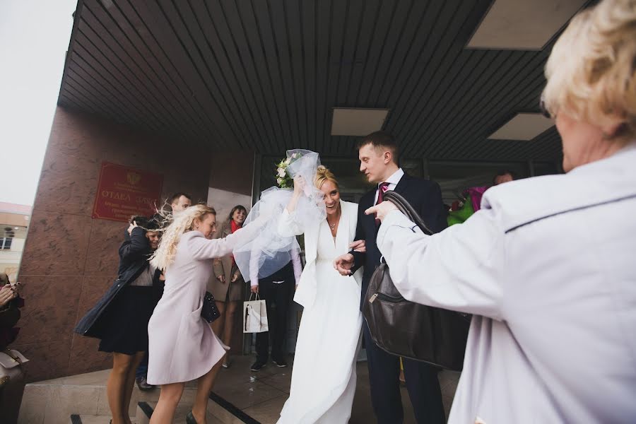 Fotógrafo de casamento Elizaveta Drobyshevskaya (dvalisa). Foto de 24 de outubro 2016