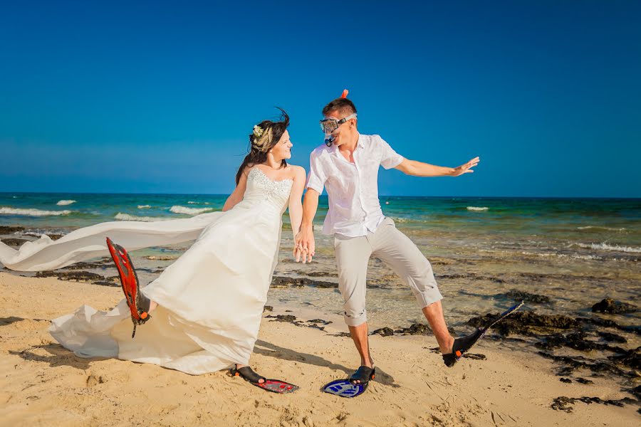 Fotógrafo de bodas Vladimir Makhonin (baralgindesign). Foto del 8 de diciembre 2015