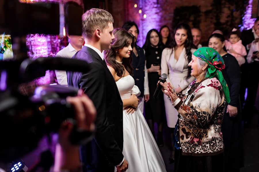 Nhiếp ảnh gia ảnh cưới Andrey Khovrychev (andyolegich). Ảnh của 13 tháng 1 2022