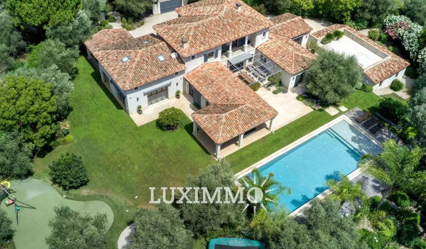 Villa with pool Mougins