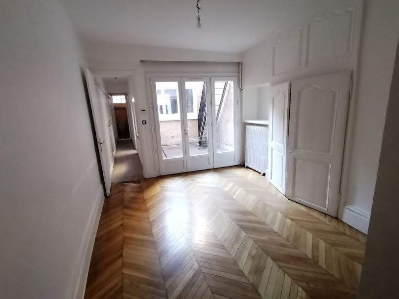 Location  maison 5 pièces 121 m² à Poitiers (86000), 1 200 €