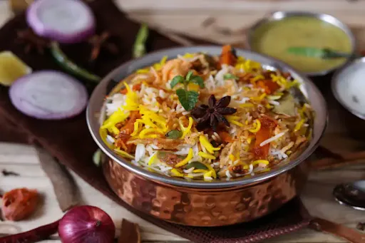 Veg Dum Biryani - Full (With Salan And Raita ) Serves 1 To 2