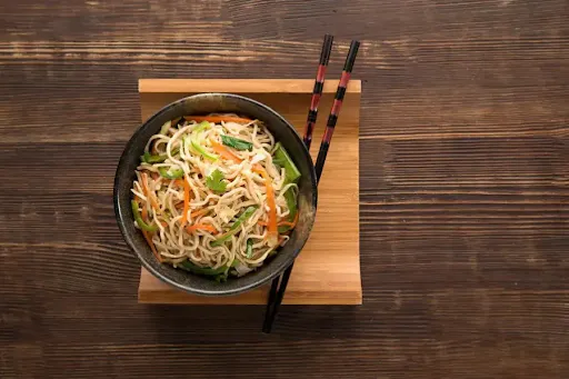 Veg Hakka Noodles