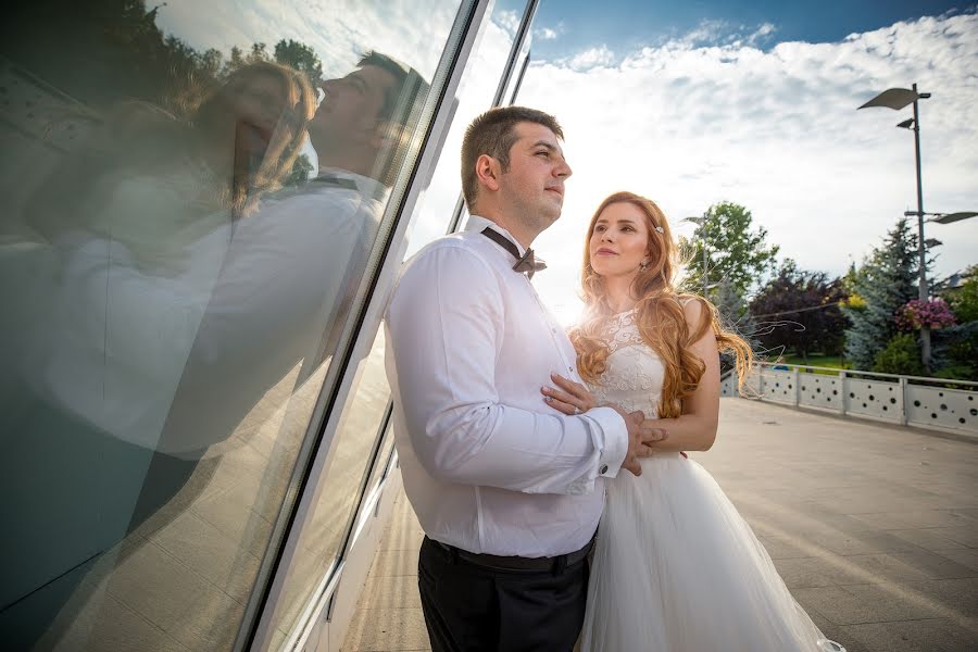 Fotógrafo de bodas Fotografika Fotografika (adriantirsogoiu). Foto del 15 de julio 2017