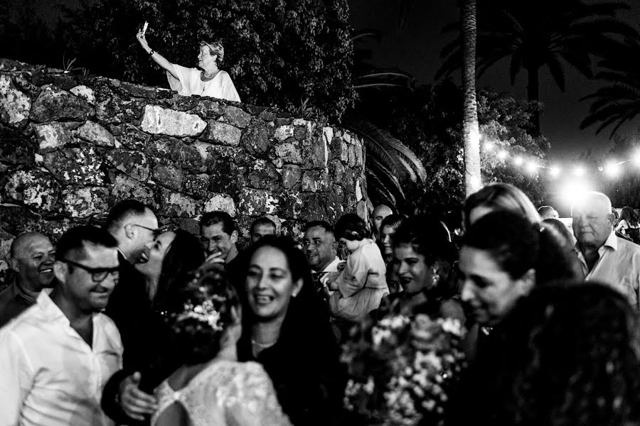 Fotografo di matrimoni Mile Vidic Gutiérrez (milevidicgutier). Foto del 28 febbraio 2023