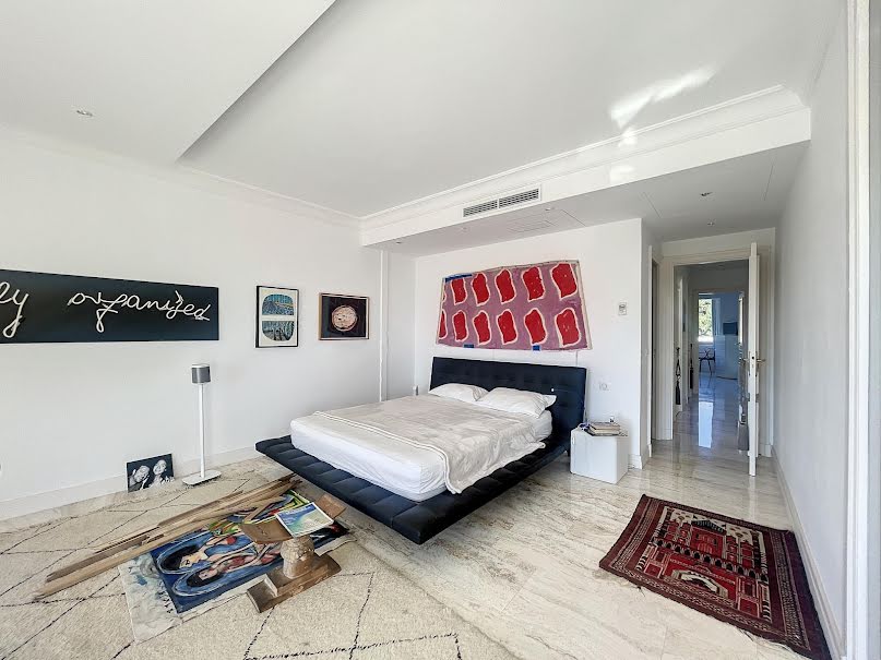 Location meublée appartement 3 pièces 100 m² à Cannes (06400), 4 600 €