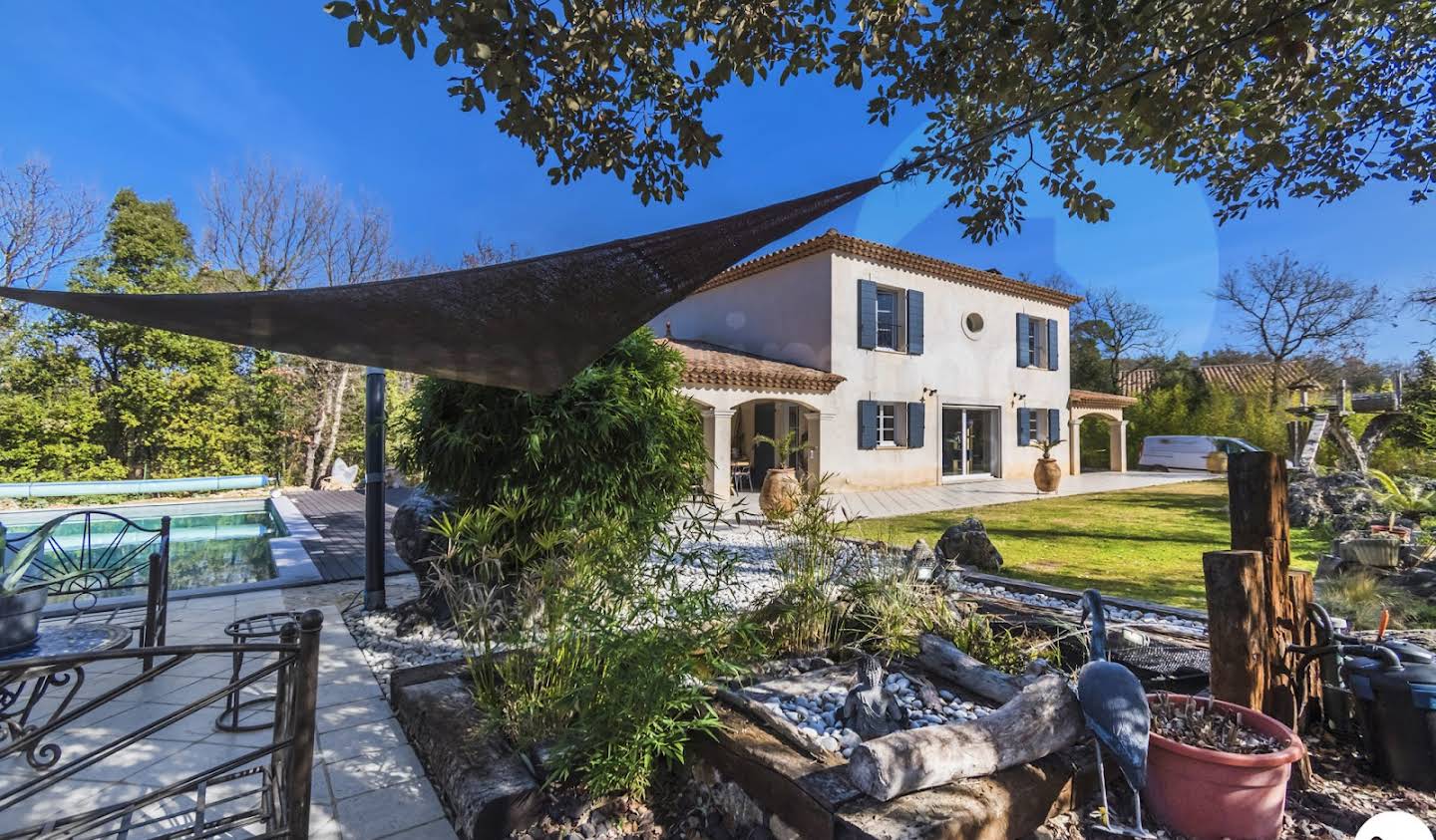 Maison avec piscine et terrasse Camps-la-Source