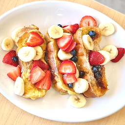 MIXED FRUIT FRENCH TOAST