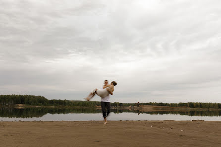 Wedding photographer Snezhana Ivanova (snezhanaivanova). Photo of 5 April 2023