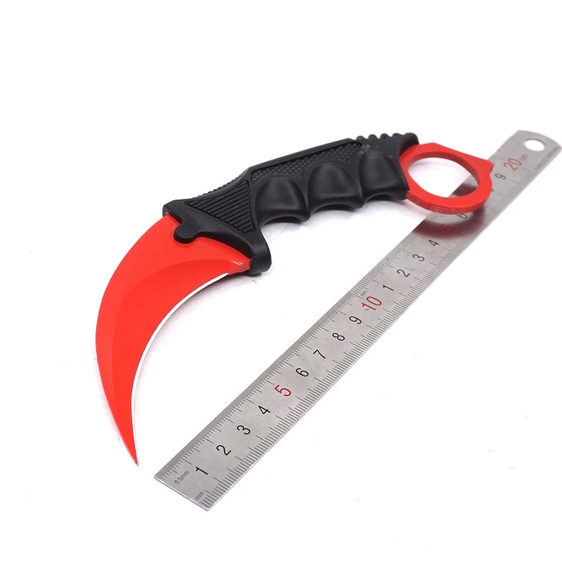Onopgemerkte Elite Game Prop Claw Blade. Overheers het spel met deze klauwmes, ontworpen voor ultieme stealth en tactisch voordeel.