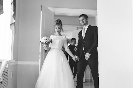 Fotógrafo de casamento Olga Lebed-Latysheva (lebed). Foto de 29 de outubro 2018