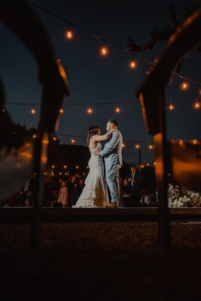 Fotografo di matrimoni Abraham Renteria (ocre). Foto del 4 maggio 2023