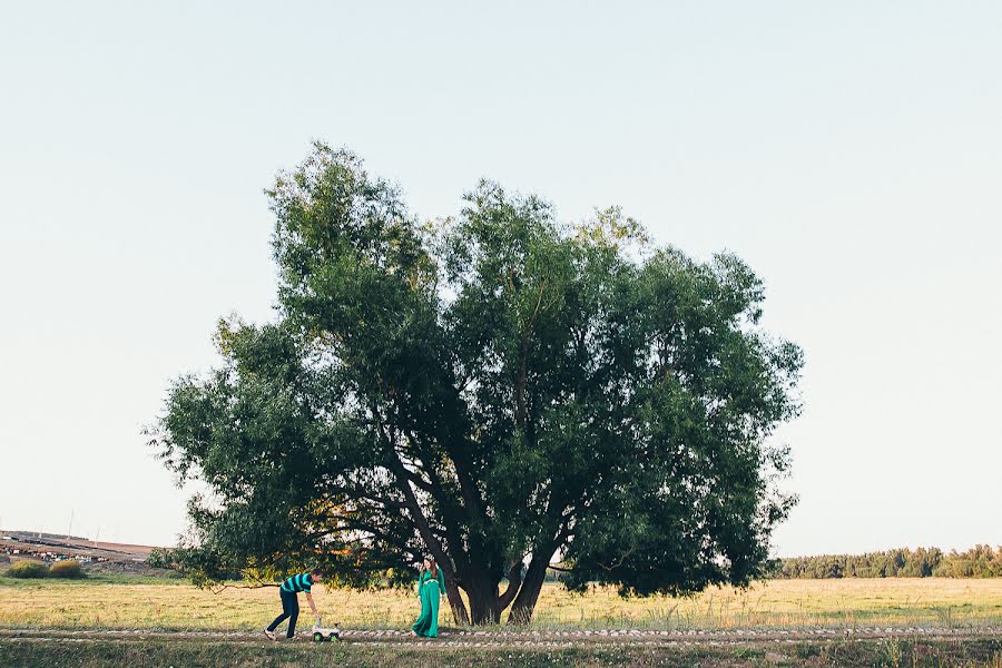 Wedding photographer Leysan Zaynullina (leysanzaynullina). Photo of 20 August 2016