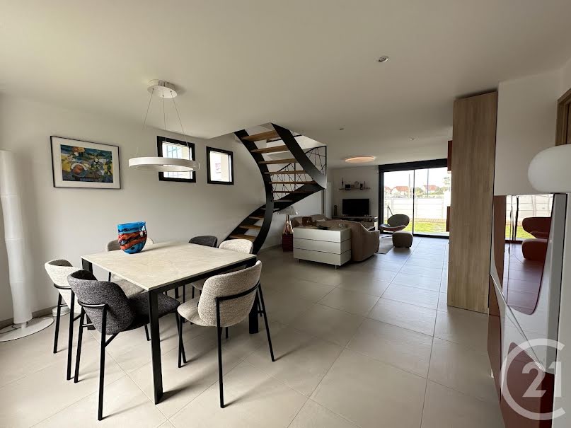 Vente maison 4 pièces 100 m² à Dives-sur-Mer (14160), 424 000 €