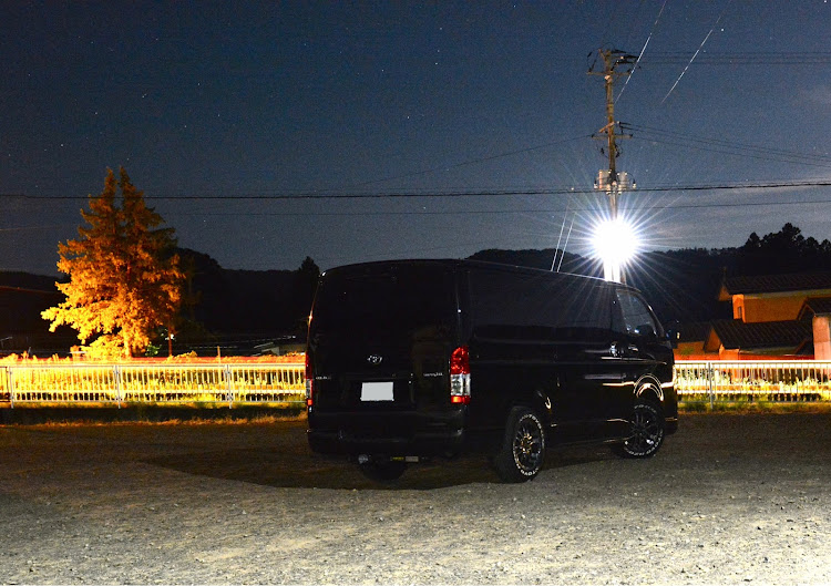 ハイエースバンのハイエース　車中泊・ハイエース好きな人と繋がりたい・ハイエース4WD・ハイエースバン・ハイエースに関するカスタム事例の投稿画像3枚目