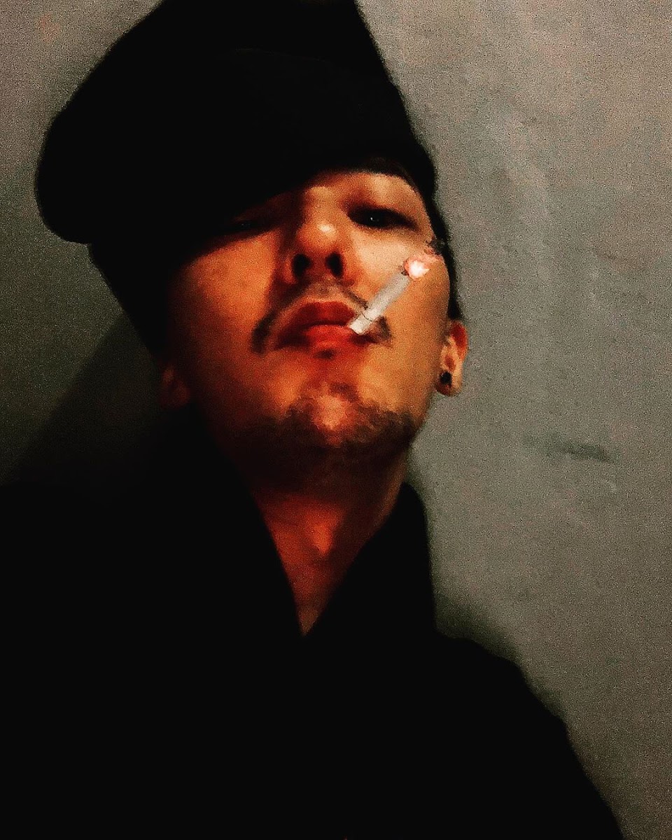 Bigbang S G Dragon Stirs Up Controversy For Allegedly Posting A Photo About Lsd Koreaboo