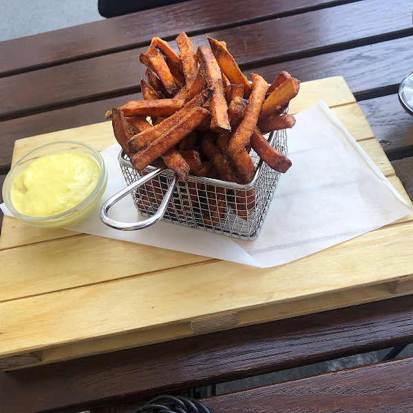 Gluten-Free Fries at Belgian Brasserie Henri