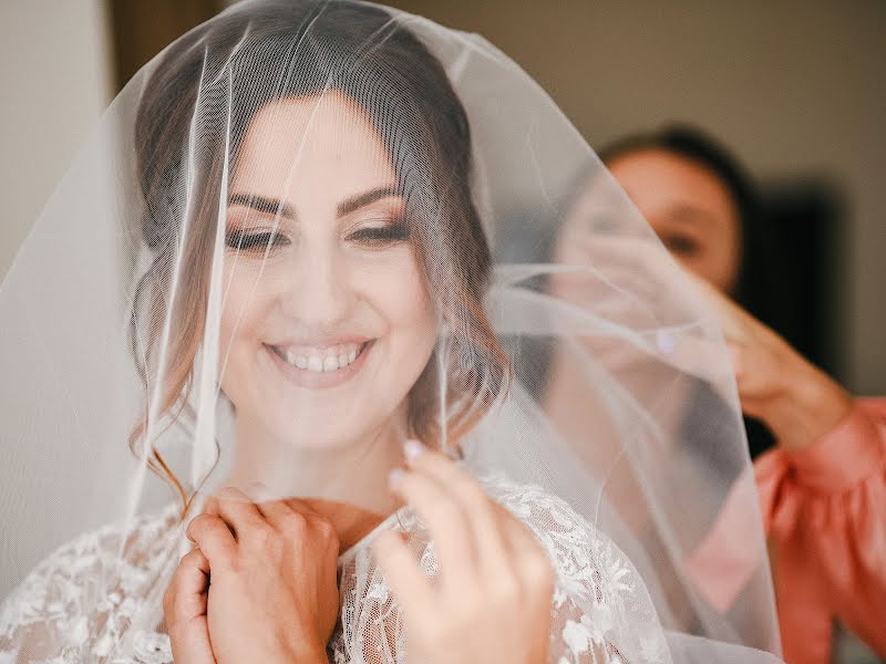 婚禮攝影師Alina Kozakova（alinakozakova）。2020 2月4日的照片