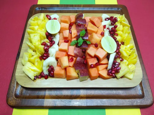 Signature Mixed Fruit Boat