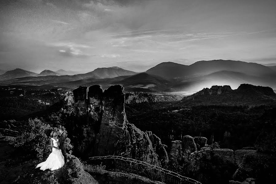 Wedding photographer Marius Marcoci (mariusmarcoci). Photo of 23 March 2016