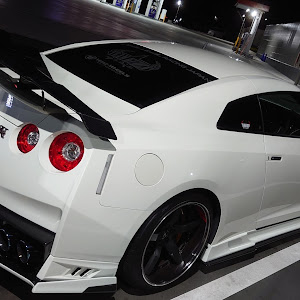 NISSAN GT-R R35