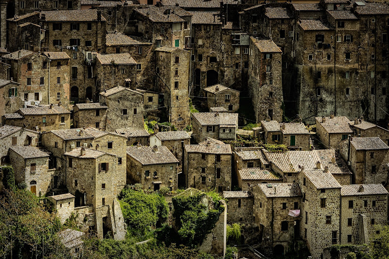 Sorano... l’alveare di tufo di Nico Angeli Photography