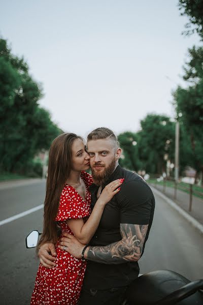 Fotógrafo de casamento Mariya Kosheleva (mzduonz). Foto de 1 de julho 2022