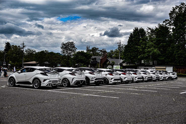 C-HRのC-HR・パールホワイト会・安曇野に関するカスタム事例の投稿画像4枚目