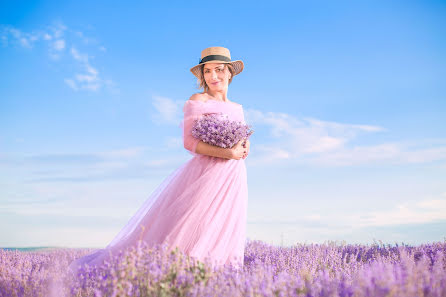 Fotografo di matrimoni Valeriya Doni (doniphotogo). Foto del 9 settembre 2021