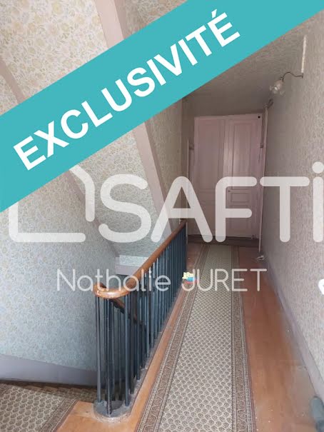 Vente maison 12 pièces 317 m² à Morbier (39400), 215 000 €