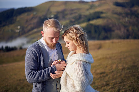 結婚式の写真家Natalya Marcenyuk (natamarts)。2019 7月23日の写真