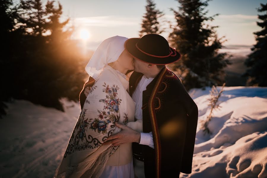 Fotógrafo de casamento Sylwia Kimla (sylwiakimla). Foto de 16 de dezembro 2020