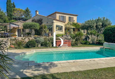 House with pool and terrace 16