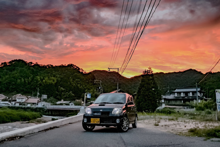 Keiワークスの夕焼けコラボ・自然を満喫・カメ活🐢・ピックアップに選ばれたい・田舎の風景に関するカスタム事例の投稿画像2枚目