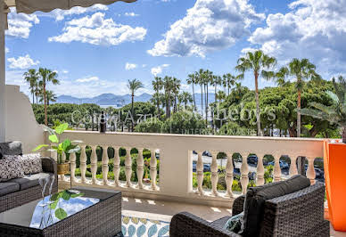 Seaside apartment with terrace 14