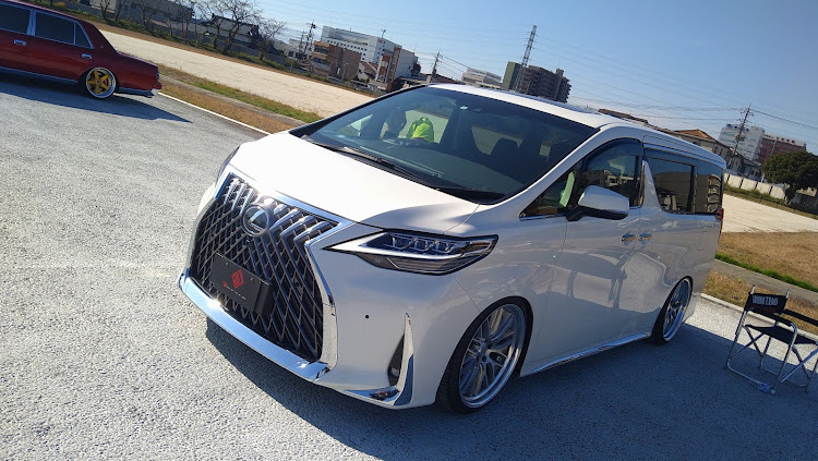 ステップワゴンの目指せPickUpCars・2020ベストショット・ユニオン杯・キャンギャルに関するカスタム事例の投稿画像1枚目