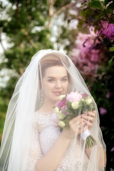 Wedding photographer Elena Bolyukh (elenbo29). Photo of 3 April 2019