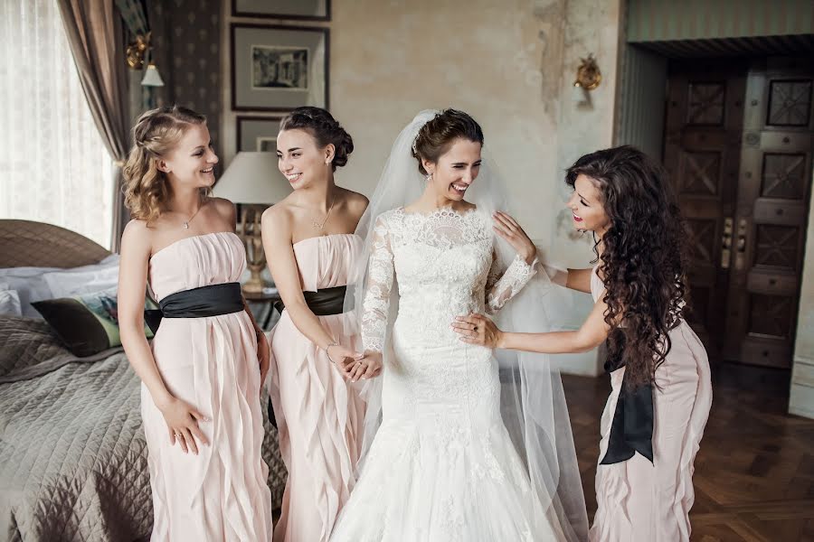 Wedding photographer Aleksey Averin (alekseyaverin). Photo of 27 June 2015