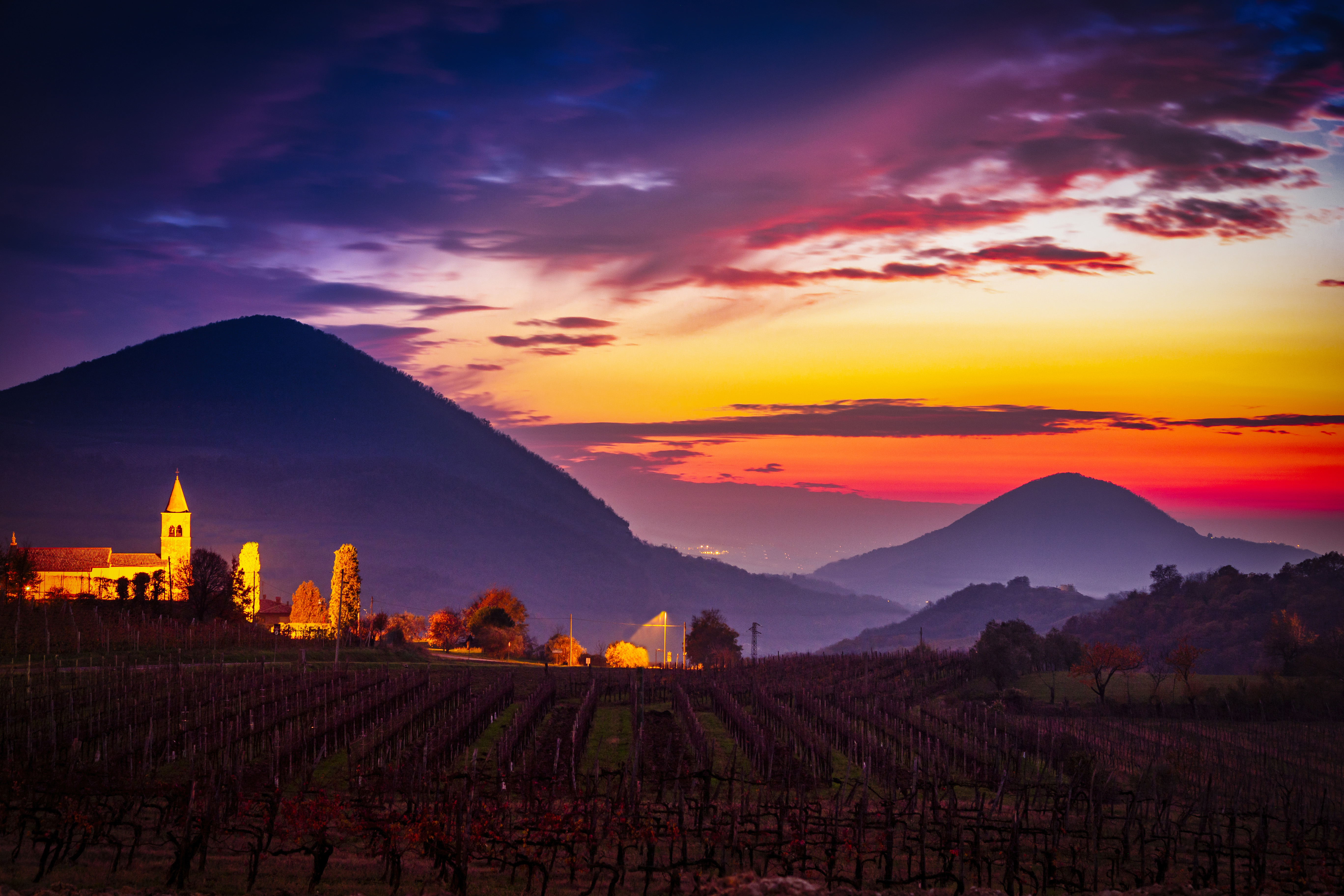 il paesello nei colli di massimo_lazzarin