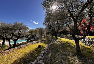 Villa with pool and terrace 14