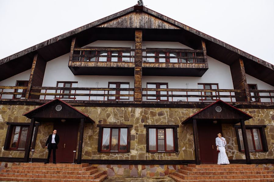 Fotógrafo de casamento Yuriy Khoma (yurixoma). Foto de 16 de janeiro 2018