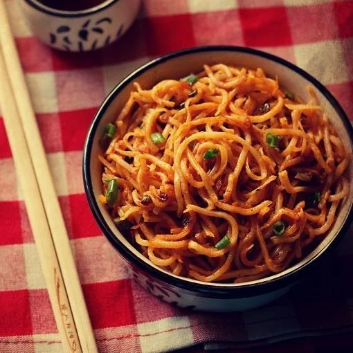 Chicken Schezwan Noodle