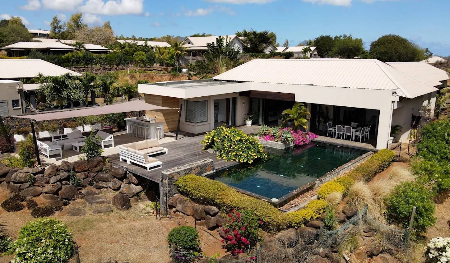 Villa avec piscine et jardin Rivière Noire